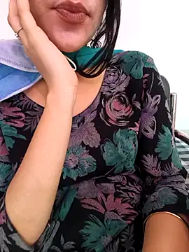zoya_baby_ webcam
