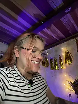 sophia_weest99 - Sophia_Weest99's free webcam - UK Sex Cams
