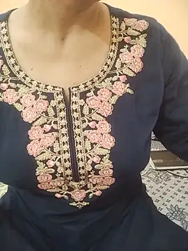 Rising_Queen webcam