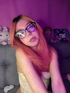 Valen-Foxx1 webcam