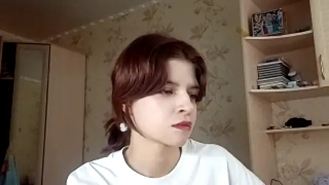 LowkeyIndigo webcam