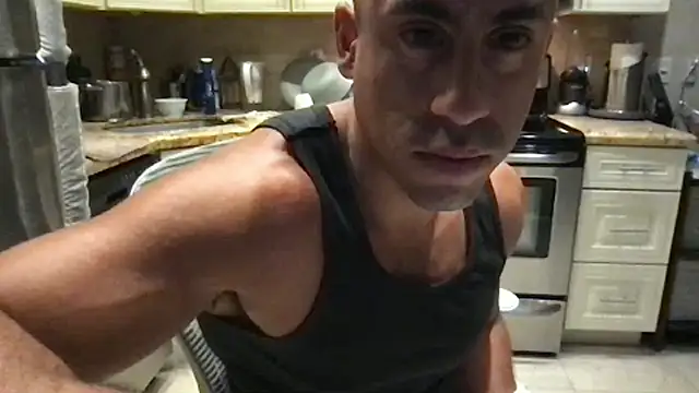 BigGuyMuscle webcam