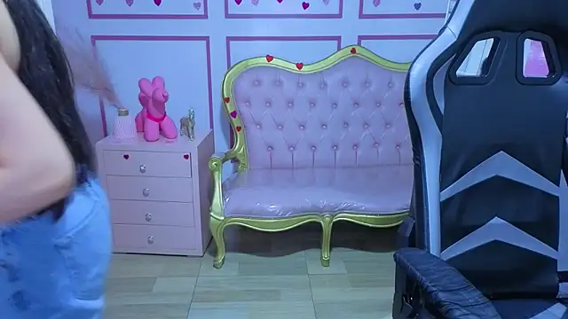 lia_harper_t webcam