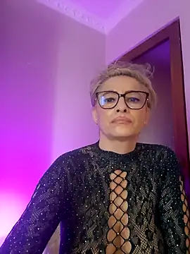 LunaBlaise webcam