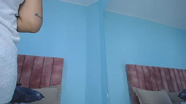 nana_levy webcam