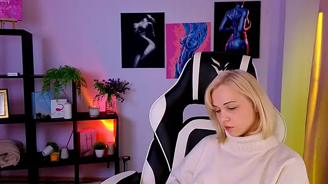 ElenaMonroe webcam