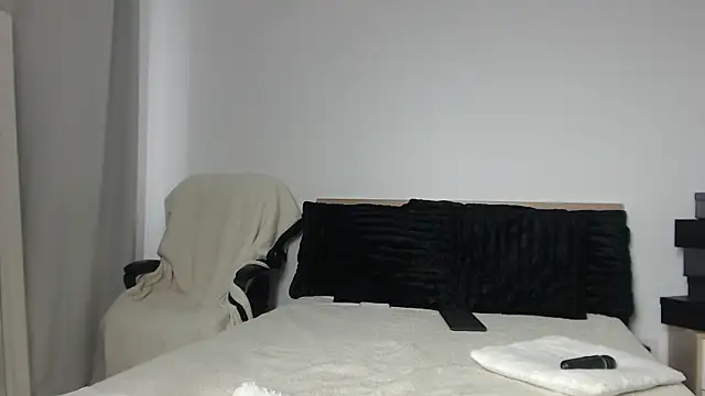 Layla23a webcam