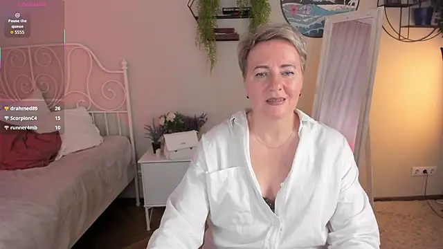 Nika_Smit webcam