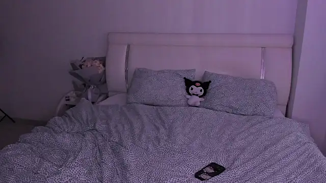 ScarlettJakobs webcam