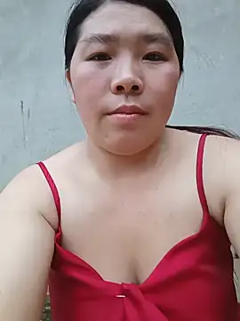 quynhkoolbae webcam