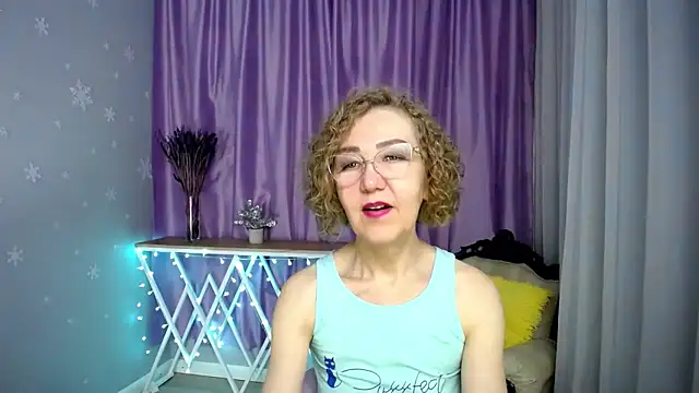 queen_a_n_i webcam