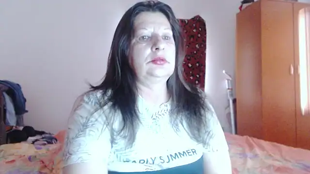 ExtasyMature webcam