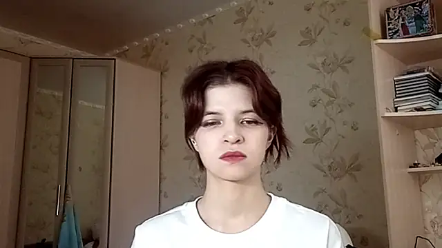 LowkeyIndigo webcam