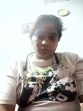 Trisha_71 webcam