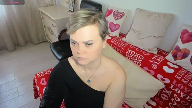 MildMature webcam