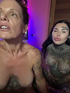 mommyselenafit_ webcam