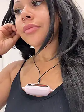 HaileyDiana webcam