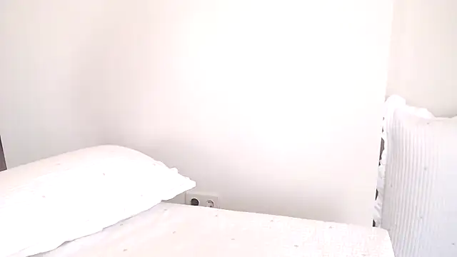 KimiKartman webcam