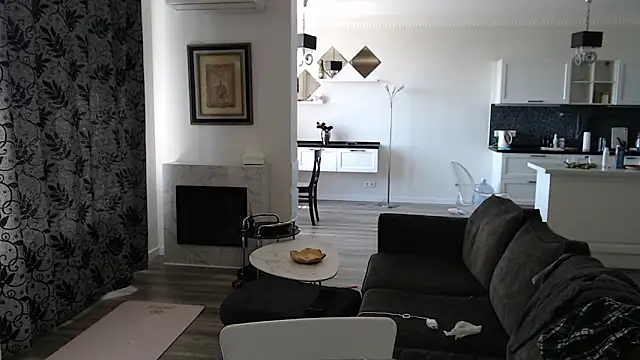 cute_lilia webcam