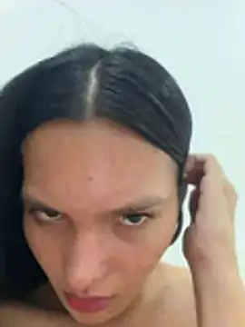 AlexandraYsabella webcam