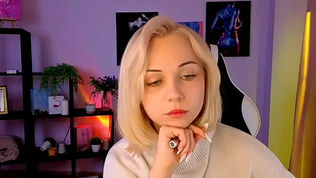 ElenaMonroe webcam
