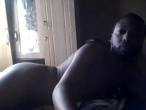 Blackhornybitc webcam