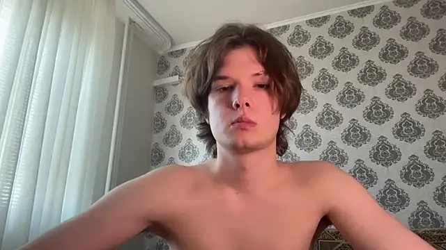 tomasdickpick (M twink) - take off a T-shirt