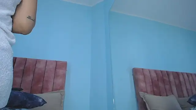 nana_levy webcam
