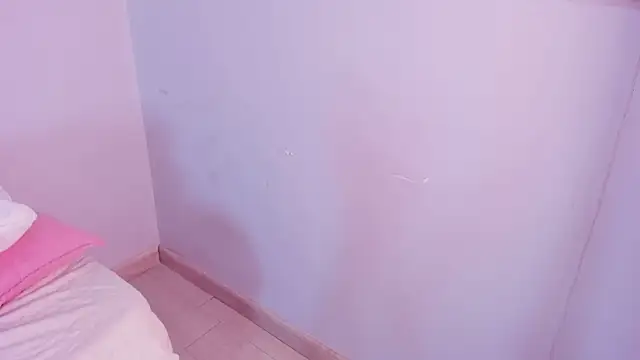 Nasly_Moore webcam