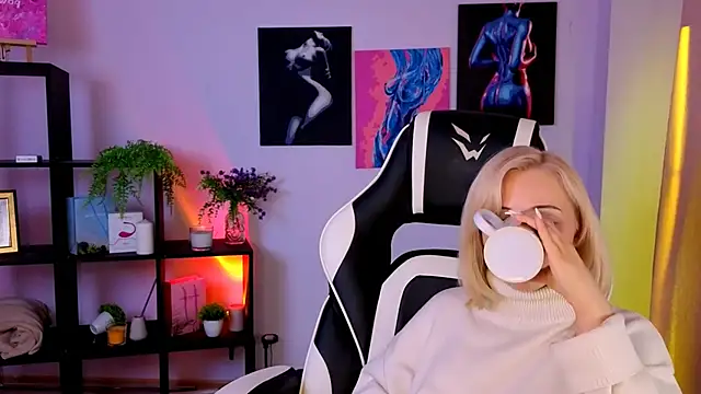 ElenaMonroe webcam