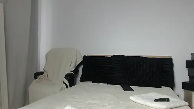 Layla23a webcam