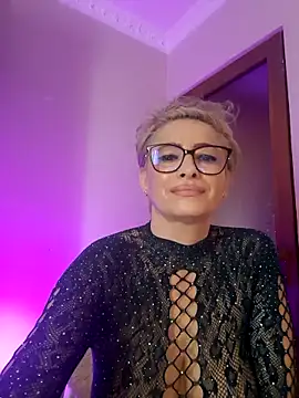 LunaBlaise webcam