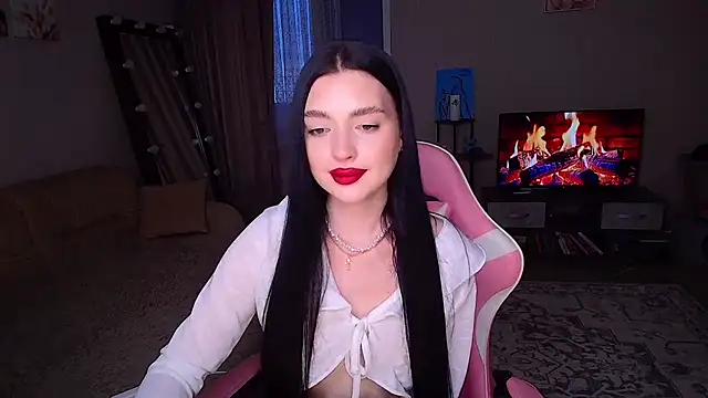 yoursLina webcam