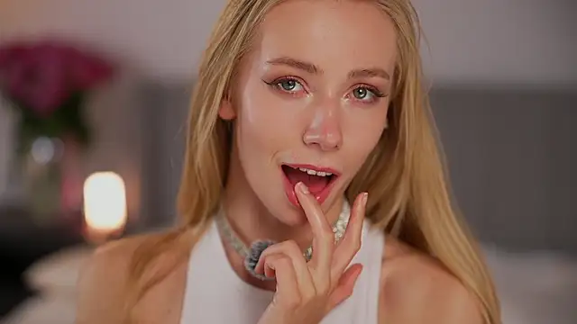 Vika54784 webcam