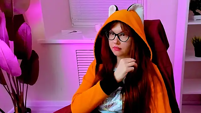 CarolGiggly webcam