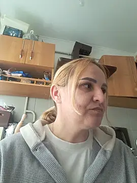 Malichkaanna30 webcam