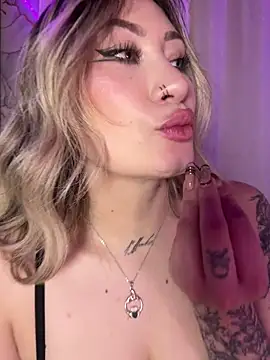 Lally_Valencia__ webcam