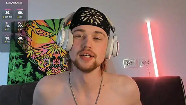 Lev_Miller webcam