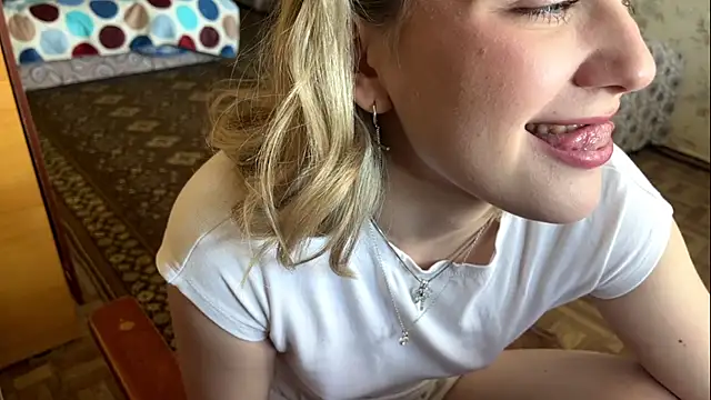 AlisiaStreitmatter webcam