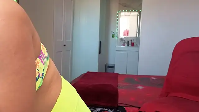 HotSpicyGujju webcam