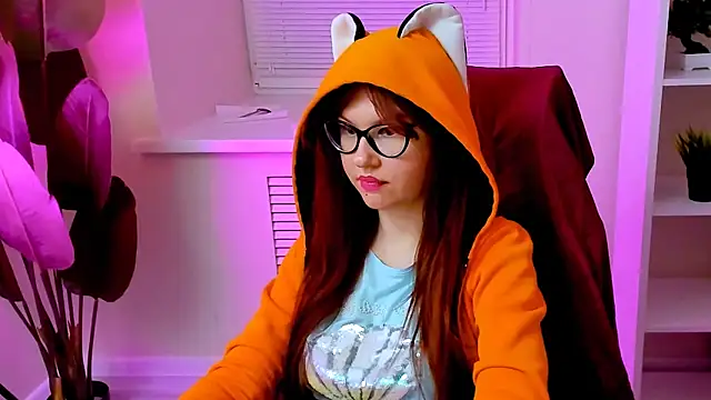 CarolGiggly webcam