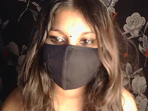 sassy_slut_69 - Sassy_slut_69's free webcam - UK Sex Cams