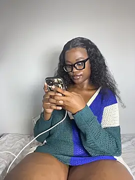 Moonzy77 webcam