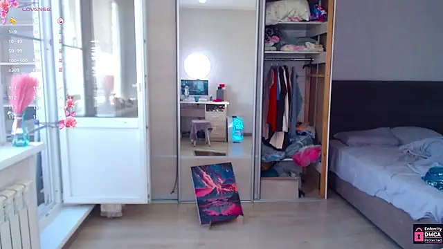 Lana__Nova webcam