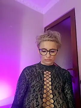 LunaBlaise webcam