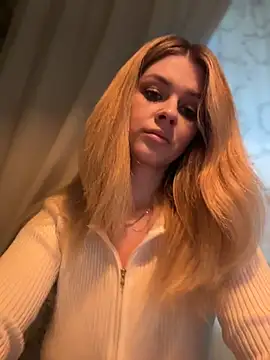 Love_Bri webcam