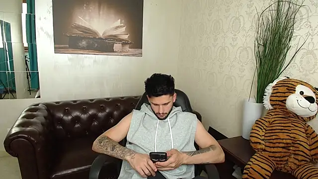 troywadee (M young) - #black-hair #cam2cam #creampie #dirty-talk #ejaculation #erotic-dance #gays #hd #humiliation #jerk-off-instruction #masturbation #middle-priced-privates #muscular #mustache #new #recordable-privates #recordable-publics #romanian #sexting #shaven #short-hair #small-audience #striptease #top #uncut #white #young