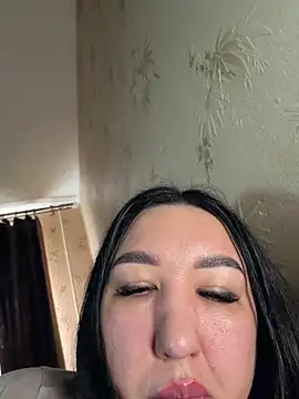 Naughtbaby_2025 live sex cam
