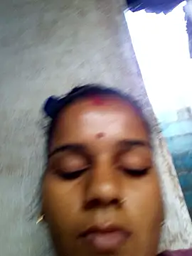 Raveena0990