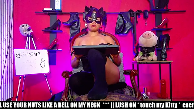 MistressSlut1 webcam